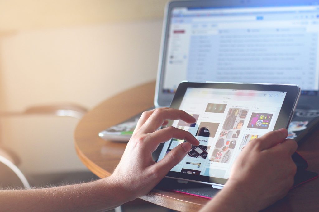 SERVICIO DE ALOJAMIENTO WEB